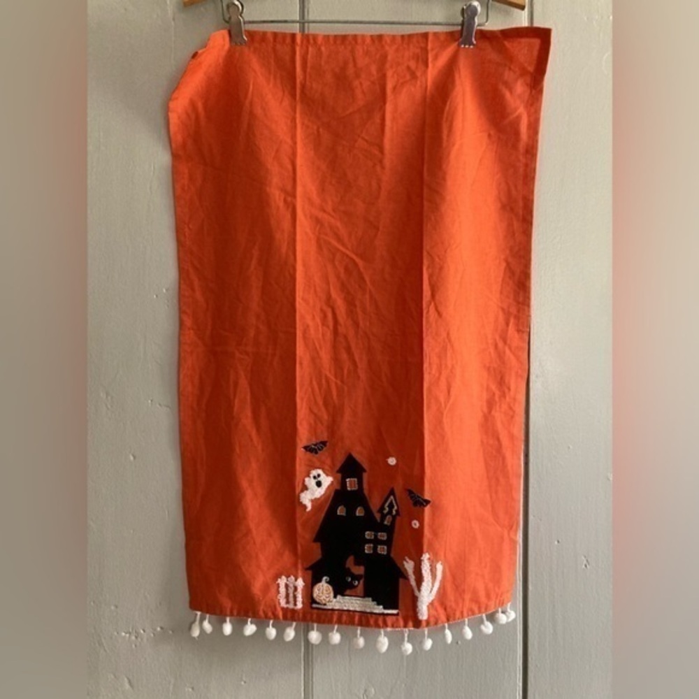 Pier 1 Imports Halloween 18" x 28" Haunted House Tea Towel w Pom Poms Orange